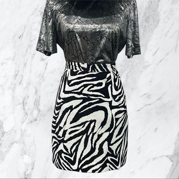 ⭐️ VINTAGE Zebra Print Mini Skirt 🔥 ! - Picture 1 of 7